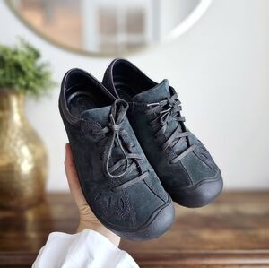 KEEN Barika Nubuck Leather Comfort Walking Shoes Women 7.5 USA Made